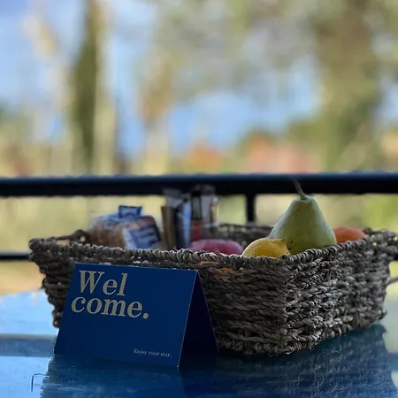 Alexandra's Sunset View Appartamento *