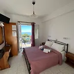 아파트 Alexandra's Sunset View 아르고스톨리온