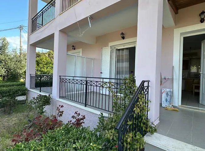 Alexandra's Sunset View *